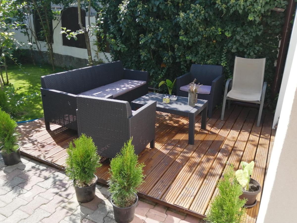 לינה וארוחת בוקר בראשוב Casa Scheiana מראה חיצוני תמונה