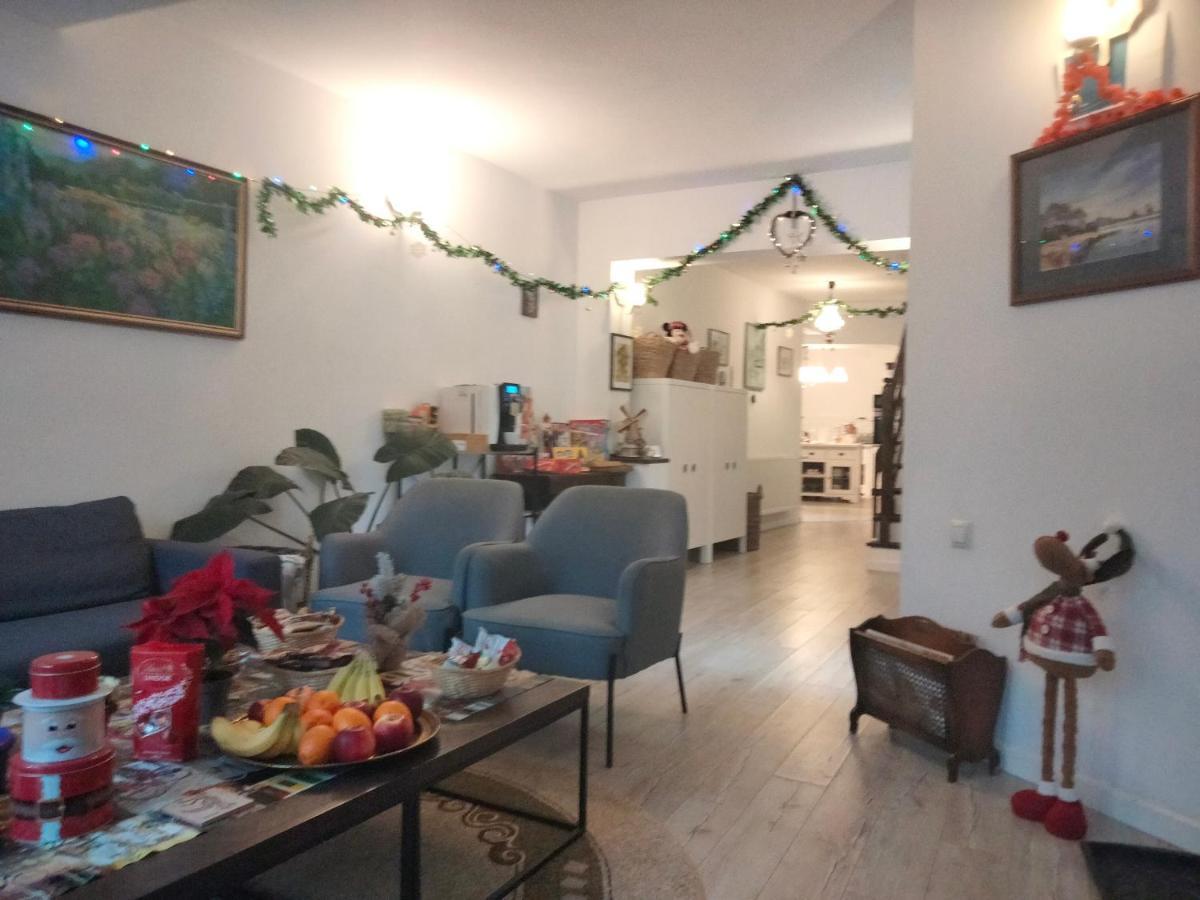 לינה וארוחת בוקר בראשוב Casa Scheiana מראה חיצוני תמונה