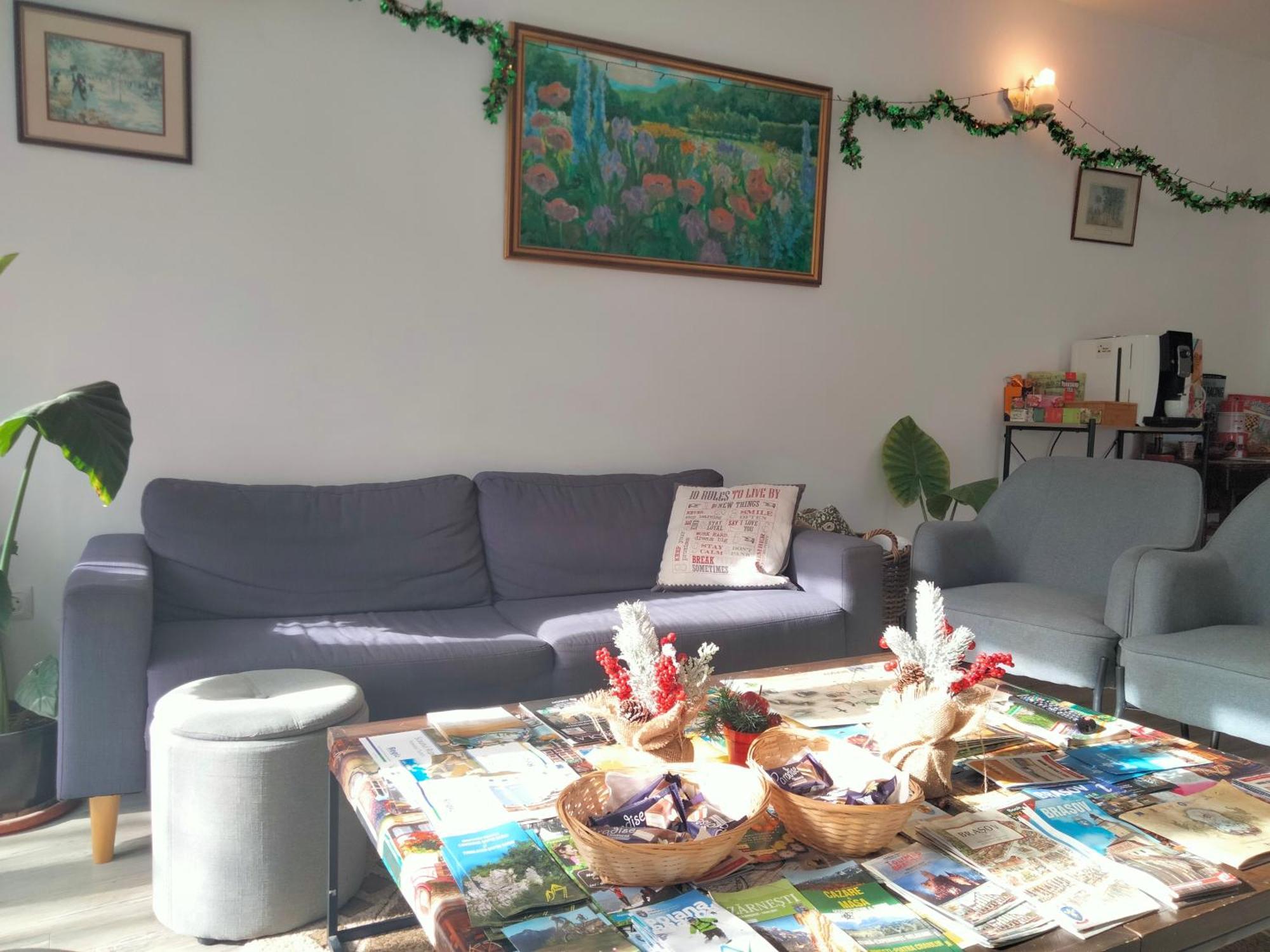 לינה וארוחת בוקר בראשוב Casa Scheiana מראה חיצוני תמונה
