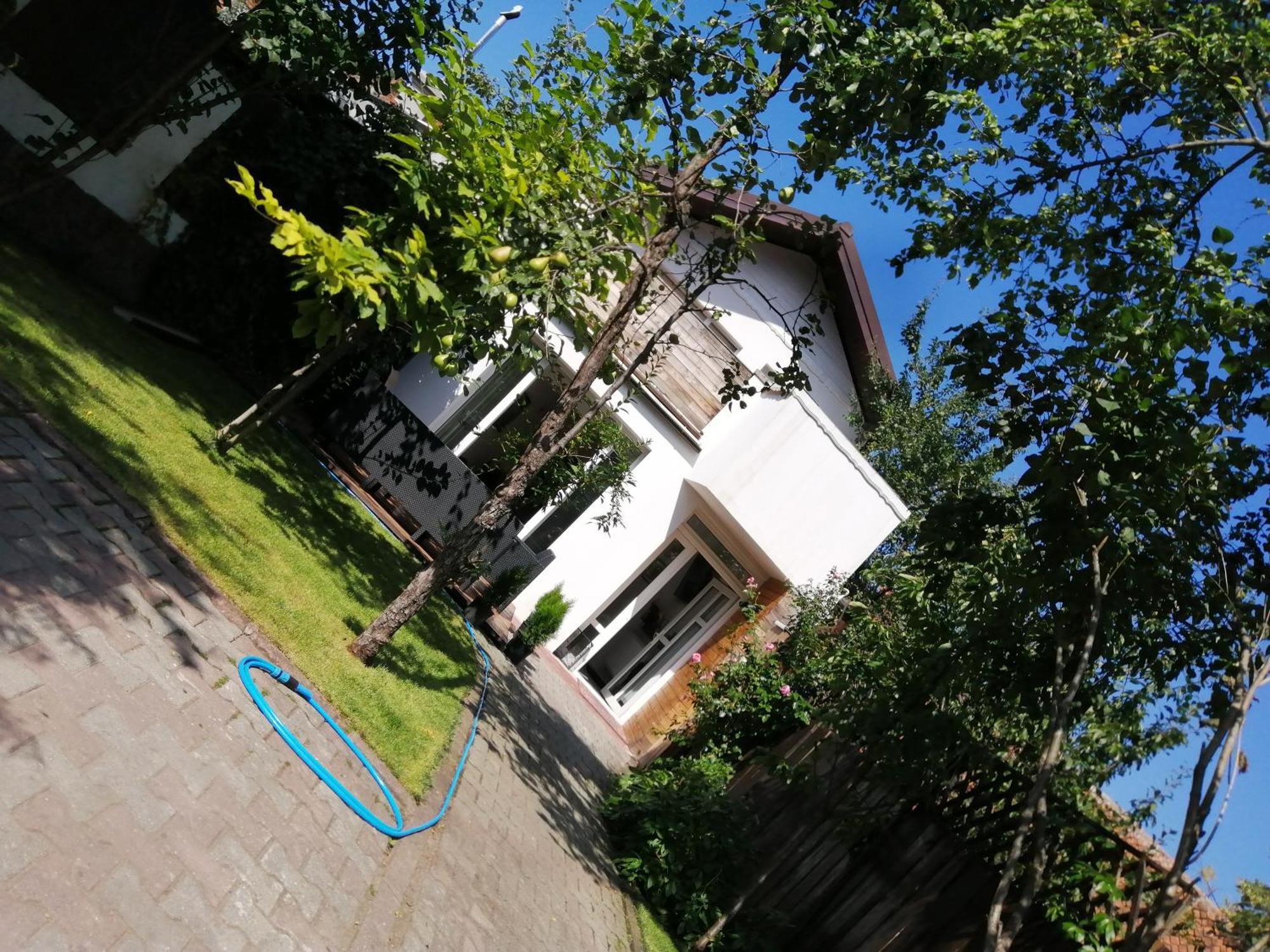 לינה וארוחת בוקר בראשוב Casa Scheiana מראה חיצוני תמונה